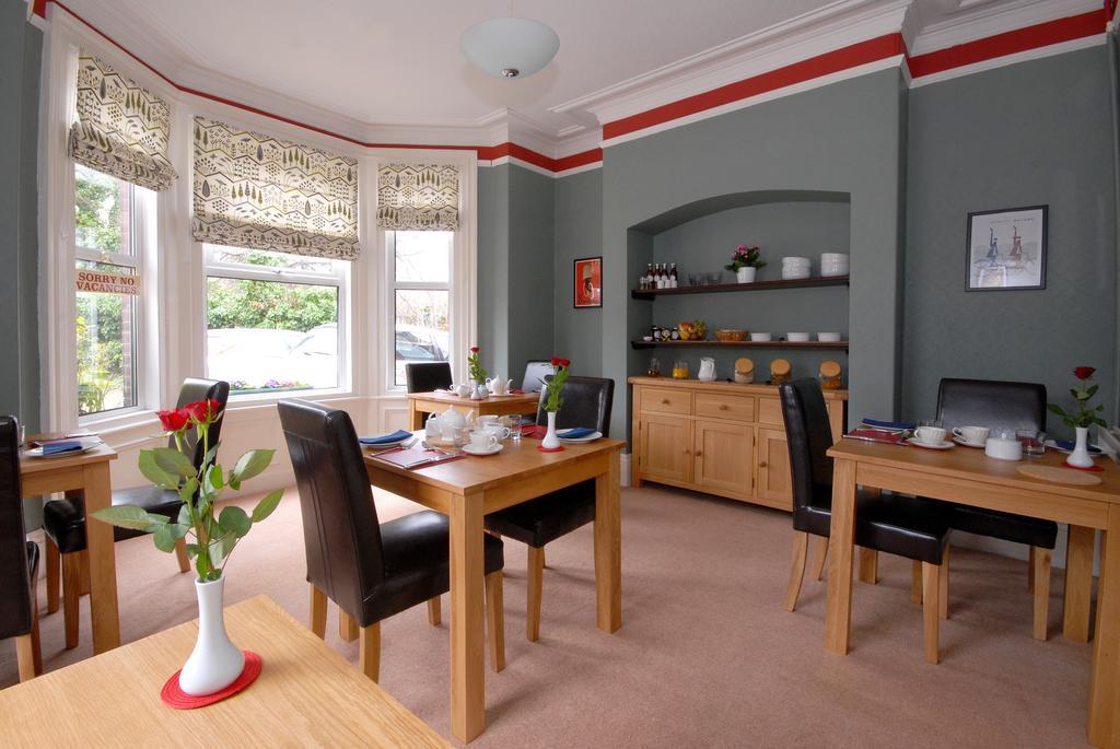 Feversham Guest house 4*